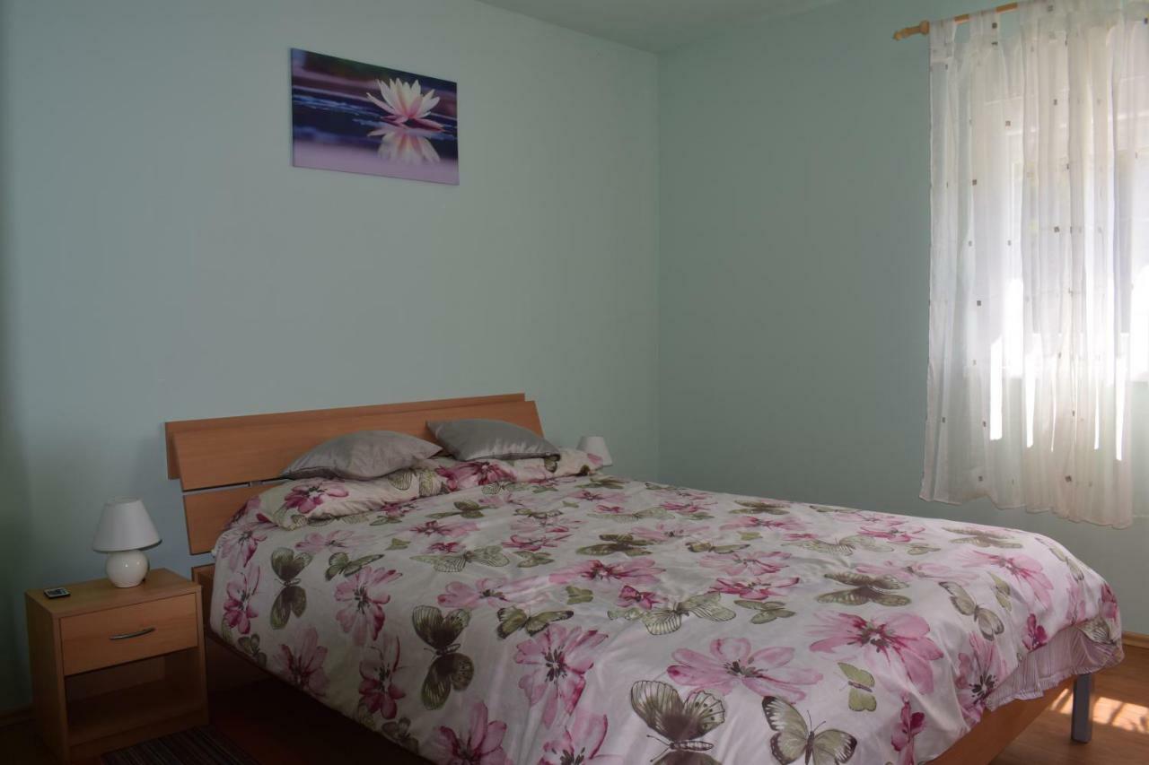 Apartmani Husko ตูเฮลย์สเก ตอปลิตเซ ภายนอก รูปภาพ