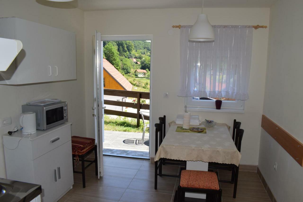 Apartmani Husko ตูเฮลย์สเก ตอปลิตเซ ภายนอก รูปภาพ